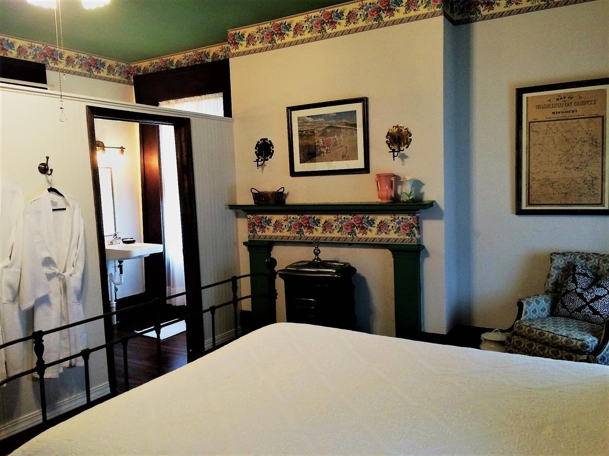 Old Caledonian Bed & Breakfast Экстерьер фото